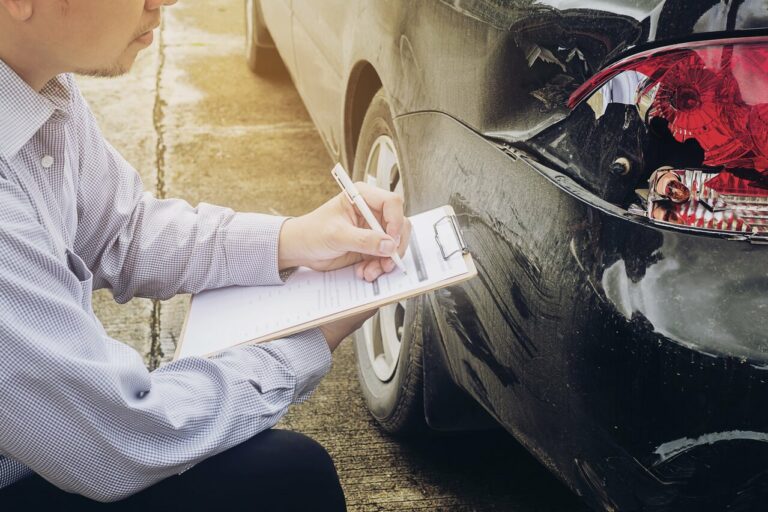 Les avantages d’une assurance auto pour résilié